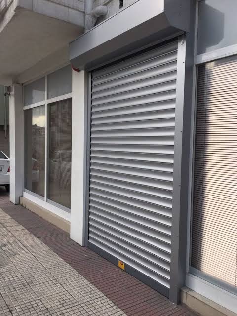 Otomatik Kepenklerin Kullanım Ömrü Ne Kadardır? Uzun Yıllar Sorunsuz Kullanmanın Püf Noktaları